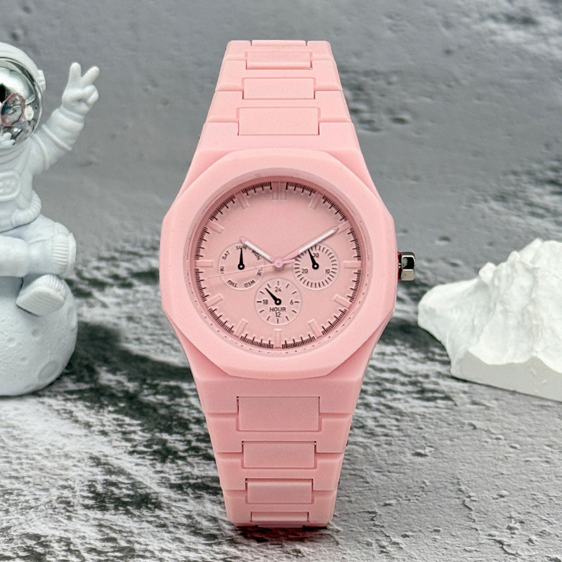 Reloj de pulsera de cuarzo de  - Streetwear Brand Luxury reseña y precio